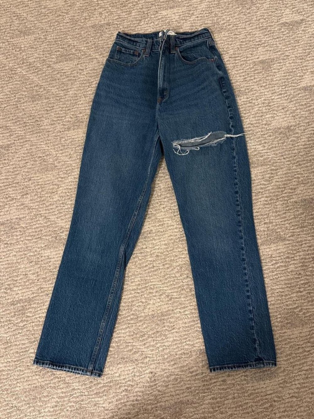 Abercrombie & Fitch Women's Blue and Navy Jeans